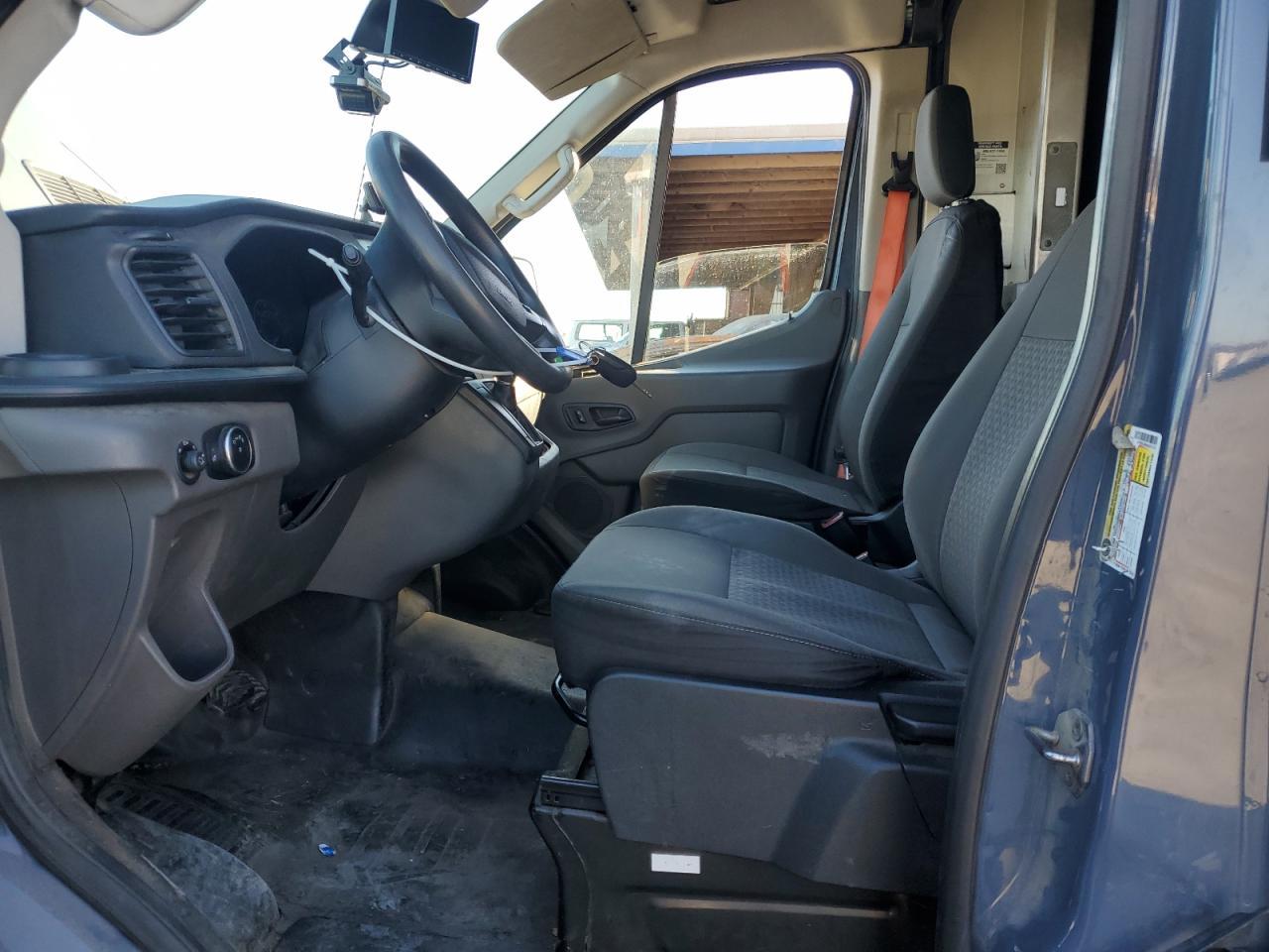 2020 Ford Transit 250 Delivery Van - Image 7