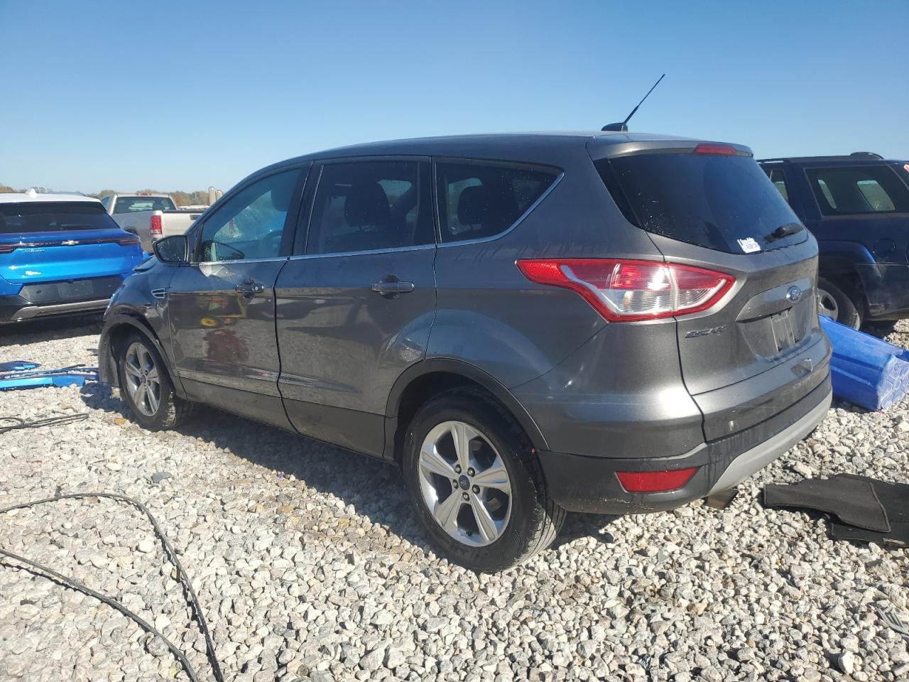 2014 Ford Escape Se - Фото 2