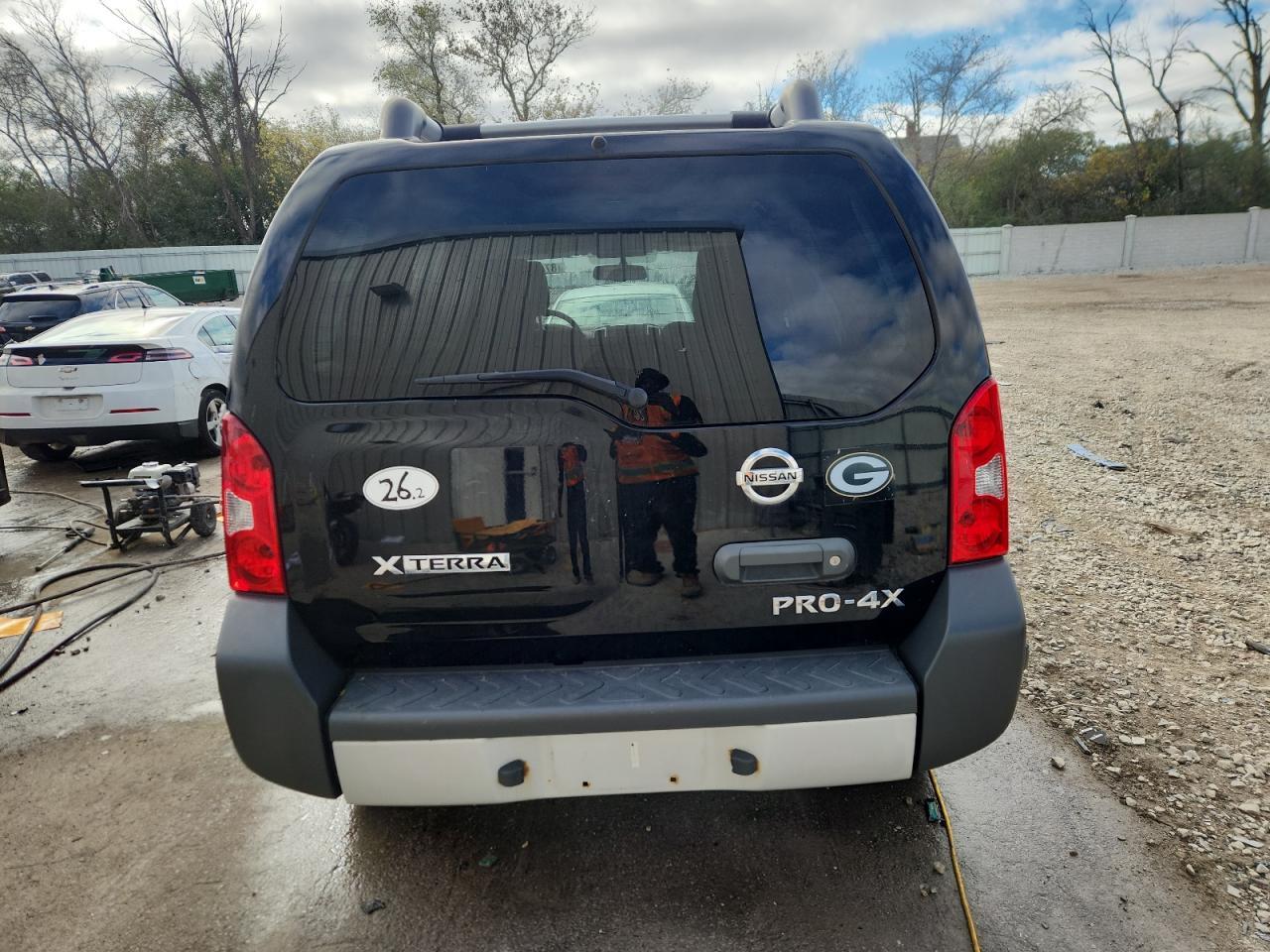 2012 Nissan Xterra Off Road - Image 6