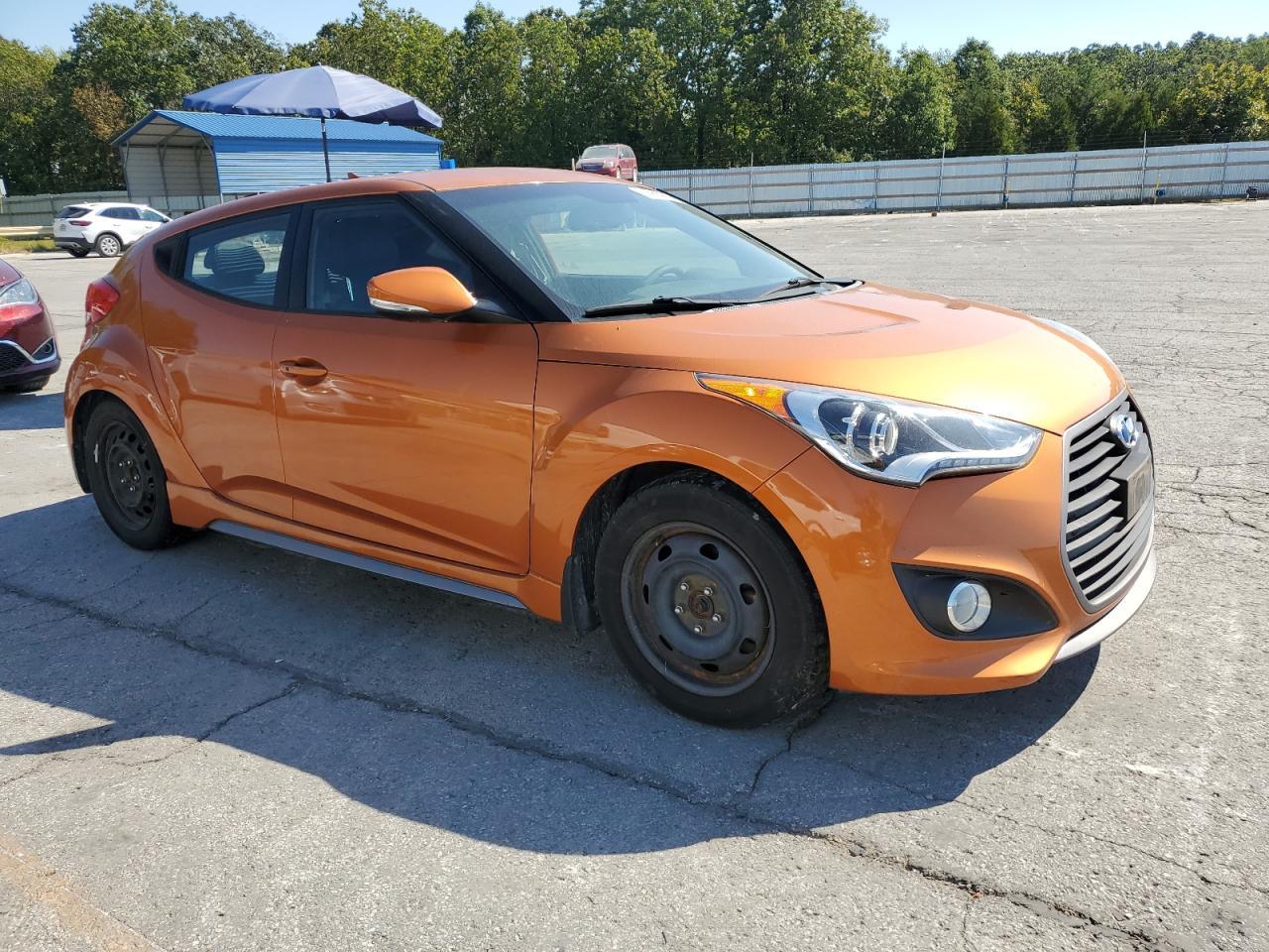 2016 Hyundai Veloster Turbo - Фото 4