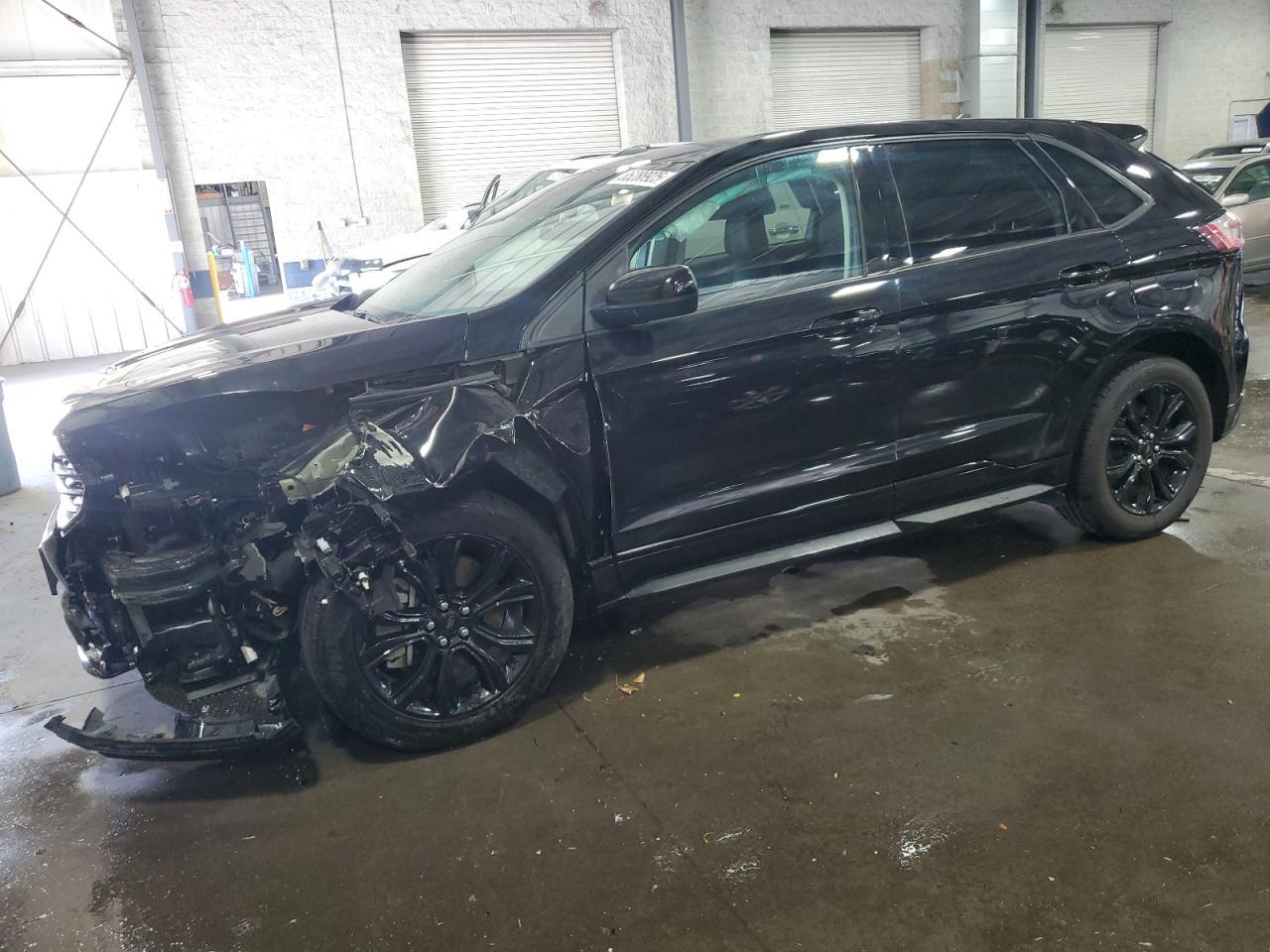 2023 Ford Edge Se