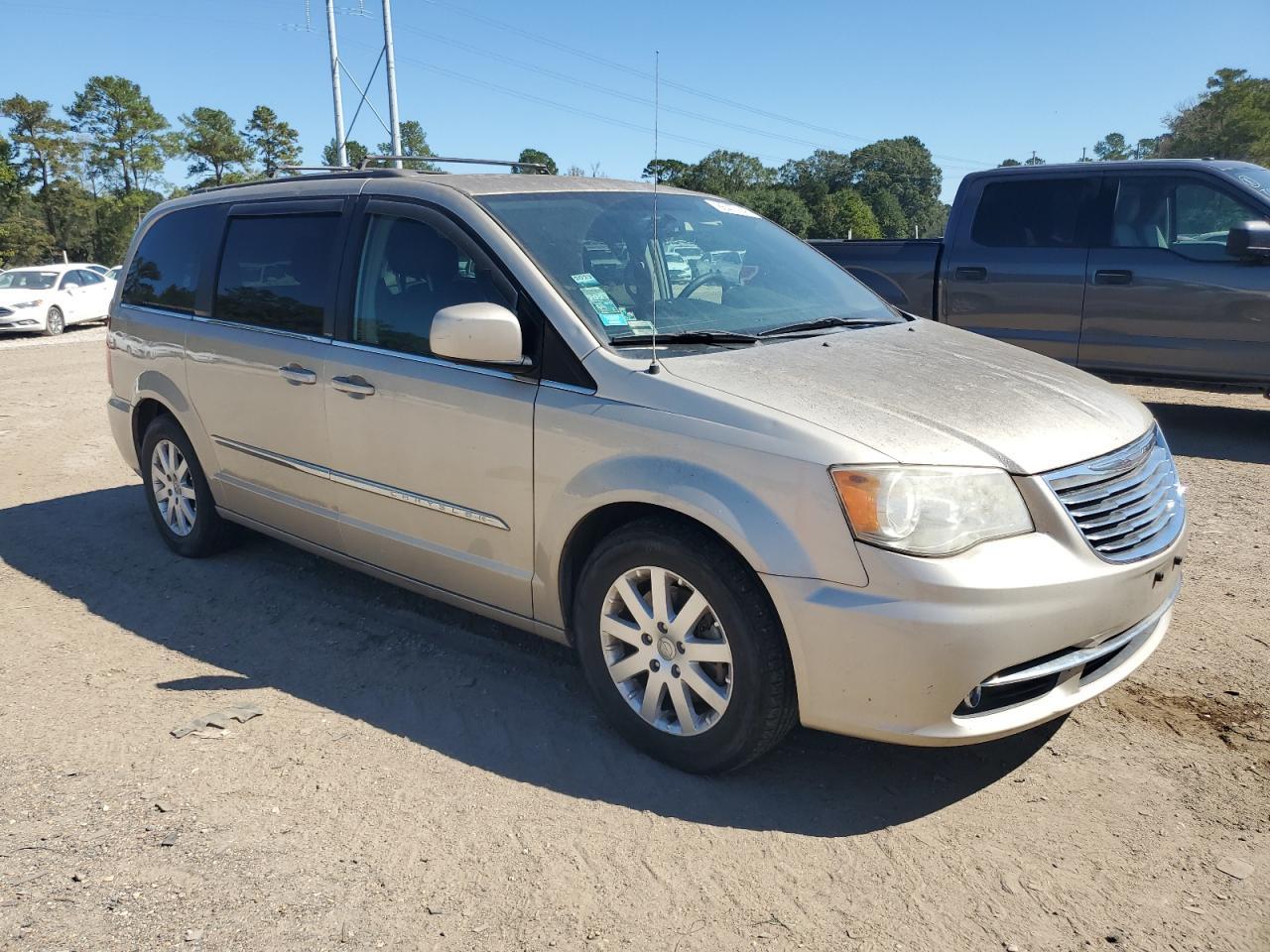 2014 Chrysler Town & Country Touring - Фото 4
