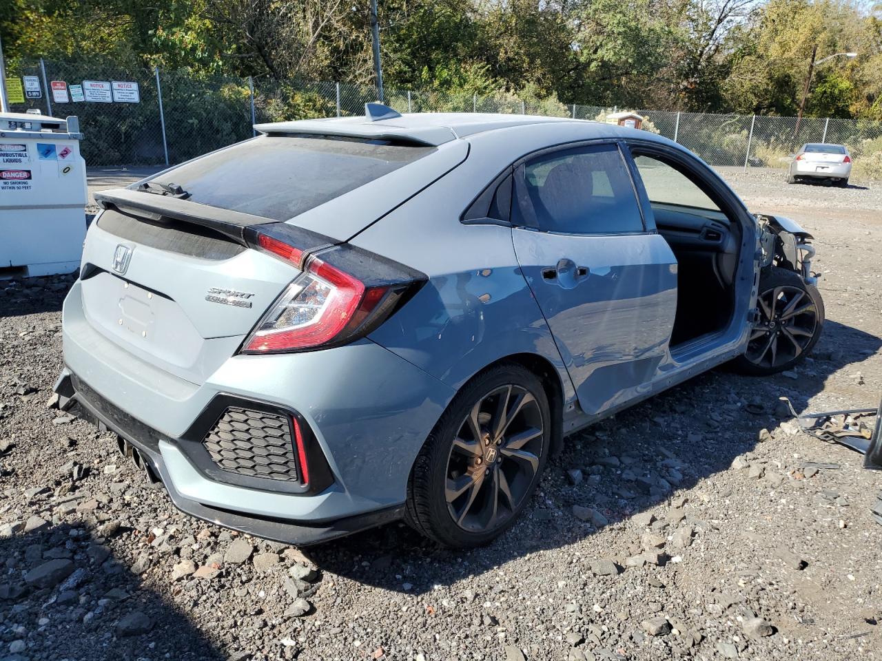 2017 Honda Civic Sport Touring - Image 3