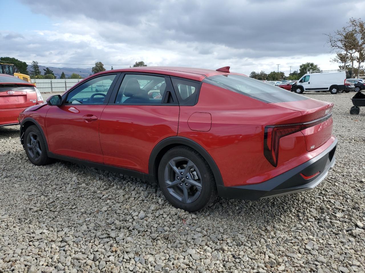 2025 Kia K4 - Фото 2