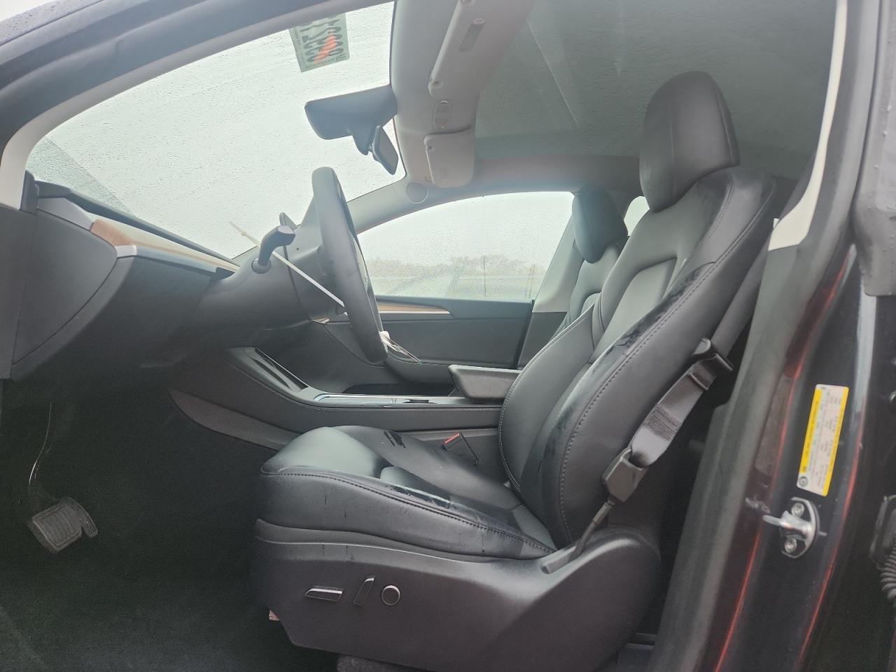 2024 Tesla Model Y - Фото 7