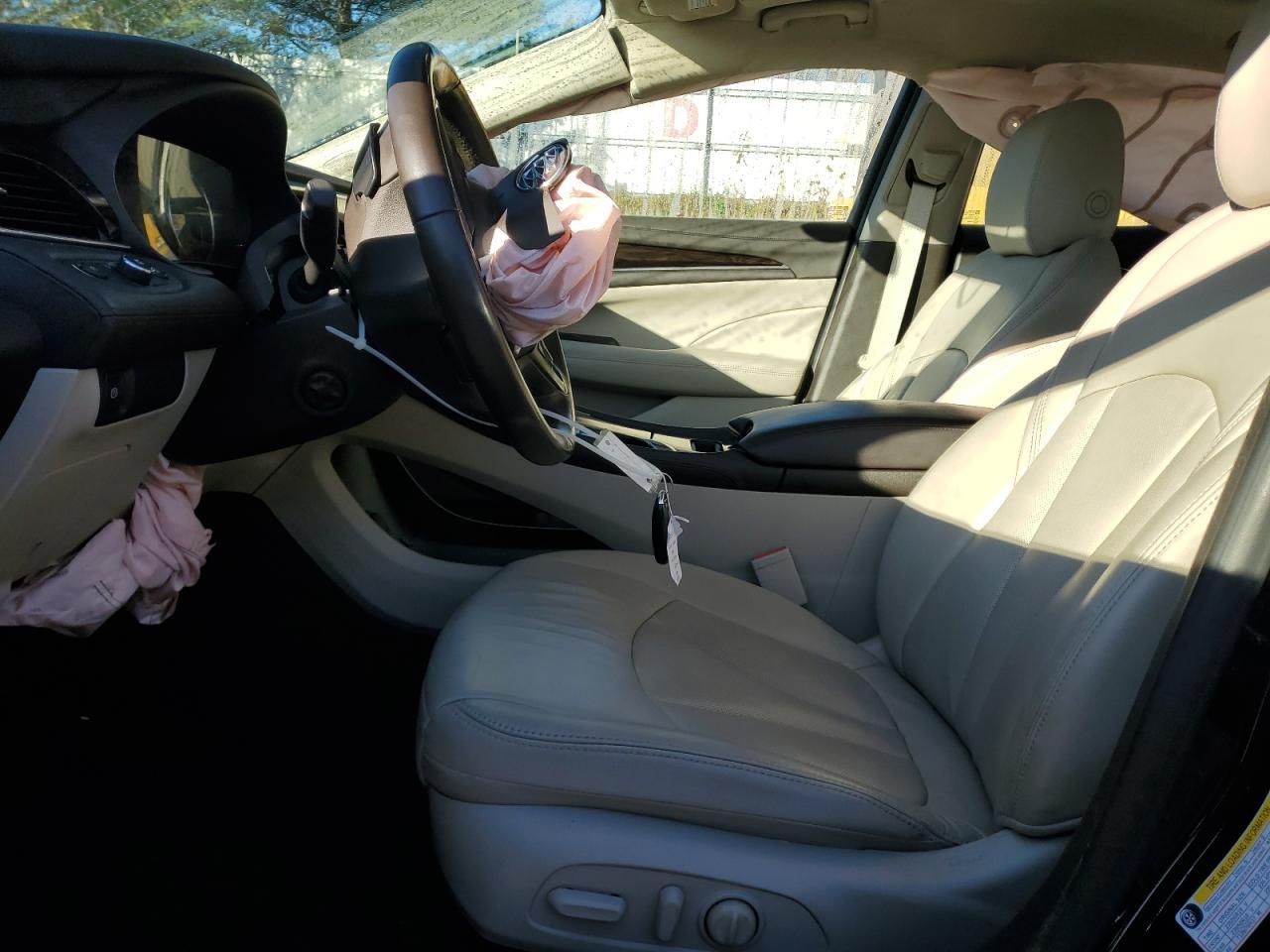 2019 Buick Lacrosse Essence - Image 7