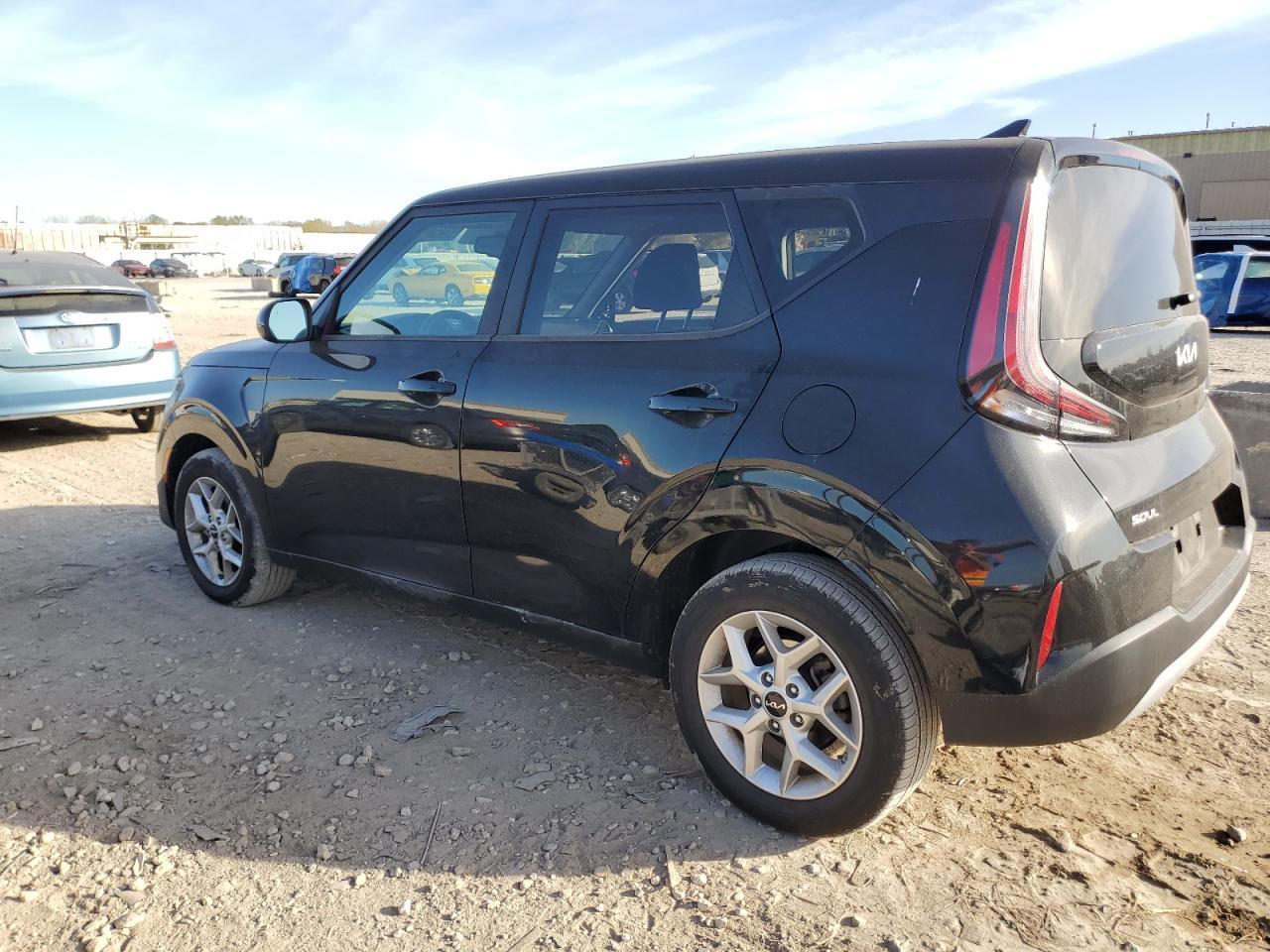 2024 Kia Soul Lx - Image 2