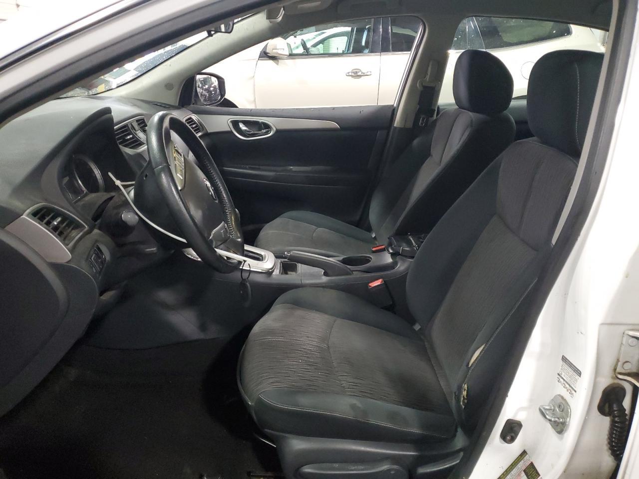 2015 Nissan Sentra S - Фото 7