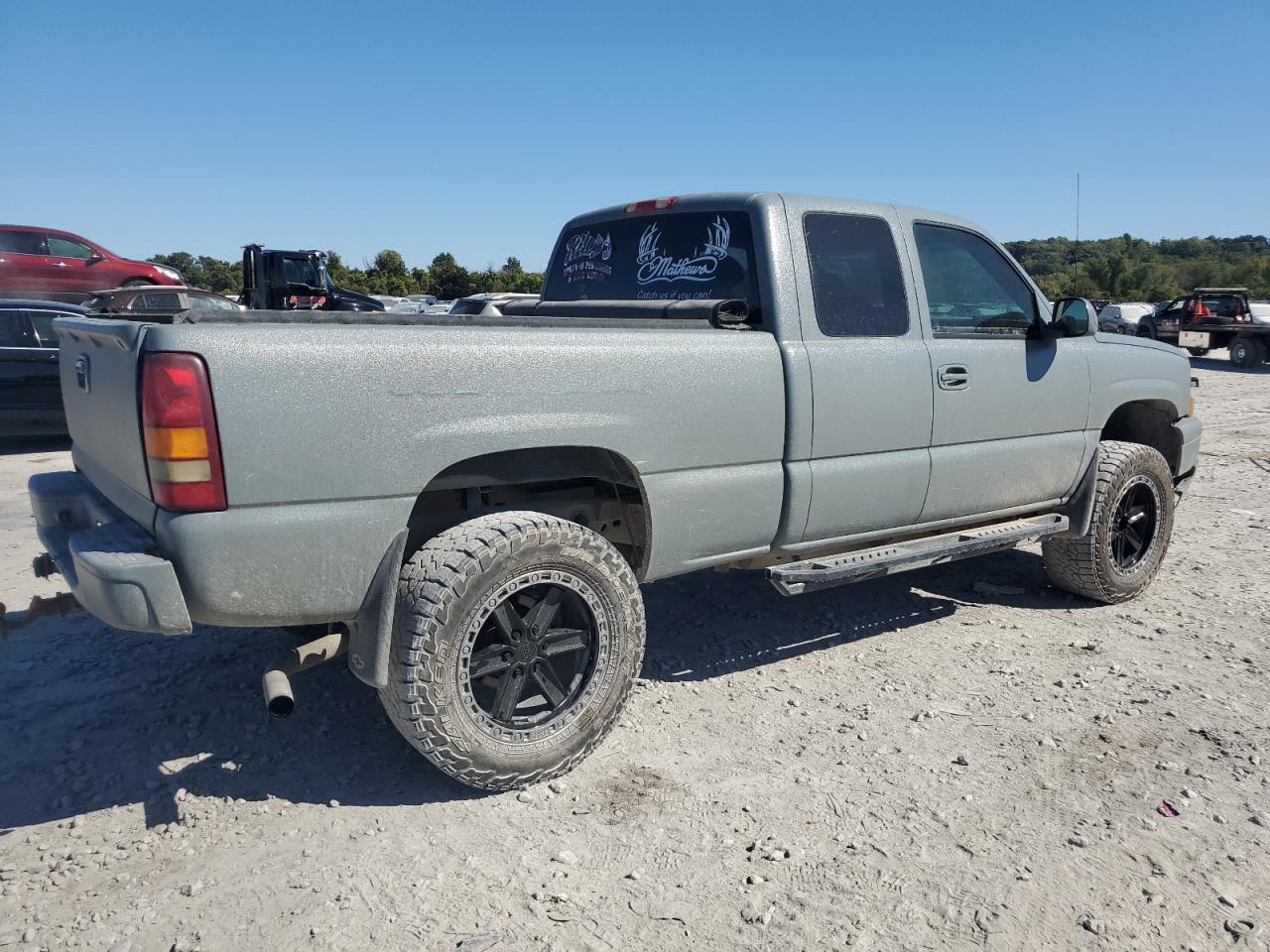 2003 Chevrolet Silverado K1500 - Image 3