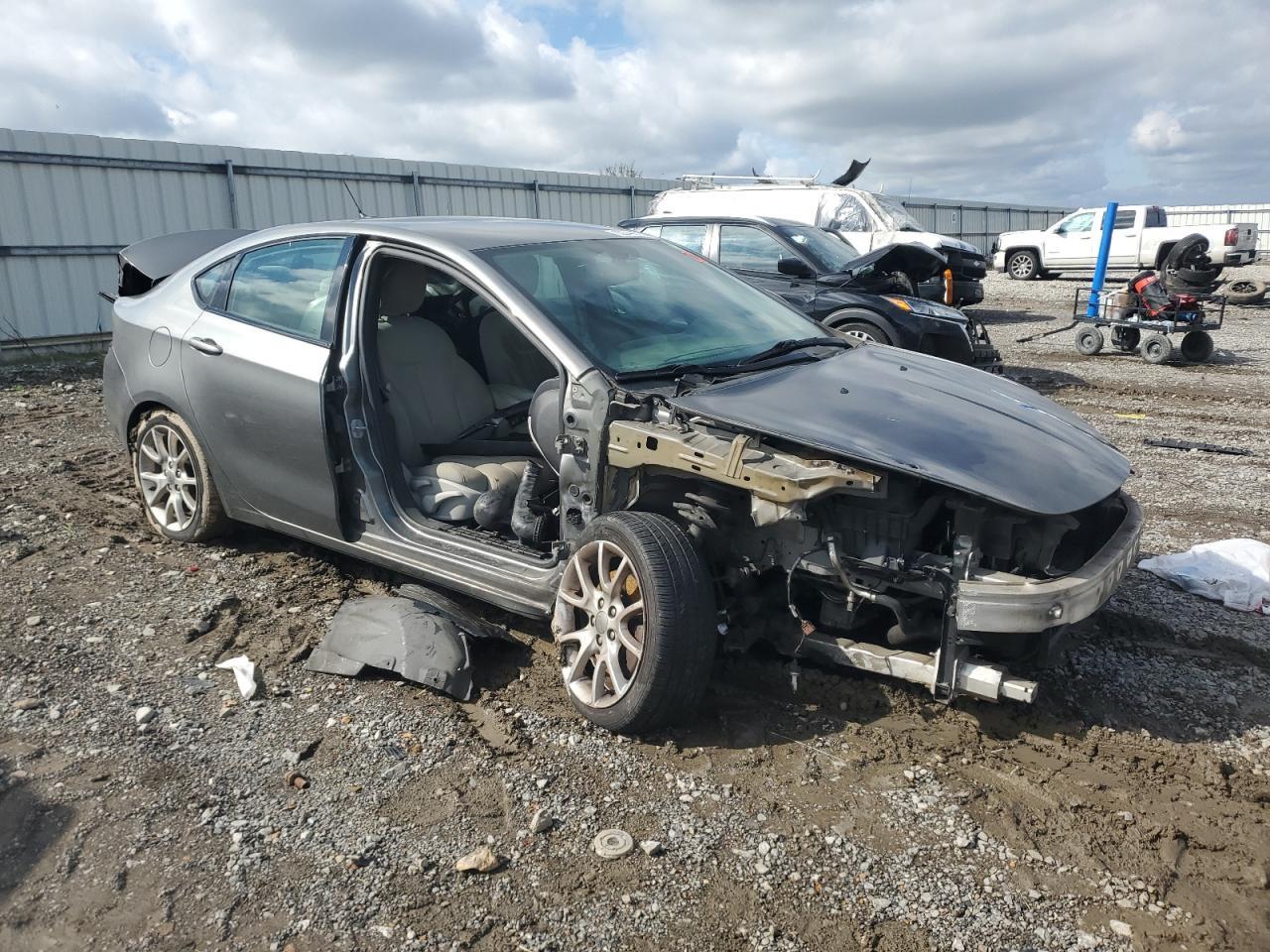 2013 Dodge Dart Sxt - Image 4