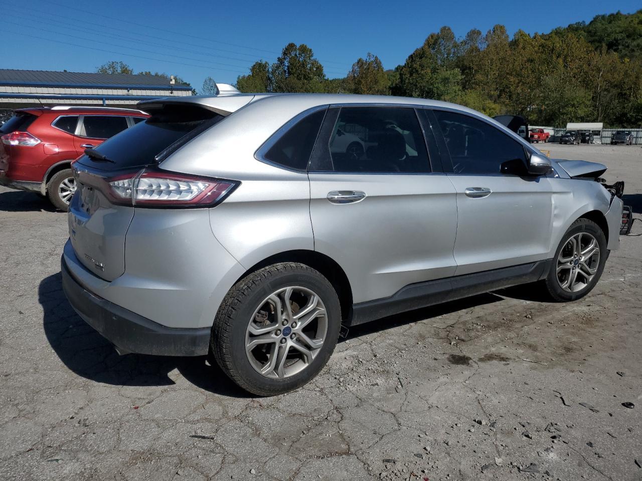 2015 Ford Edge Titanium - Image 3