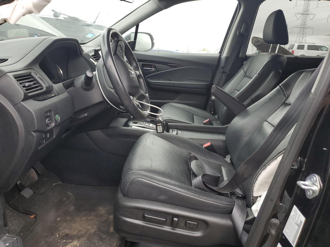 2022 Honda Pilot Touring - Image 7