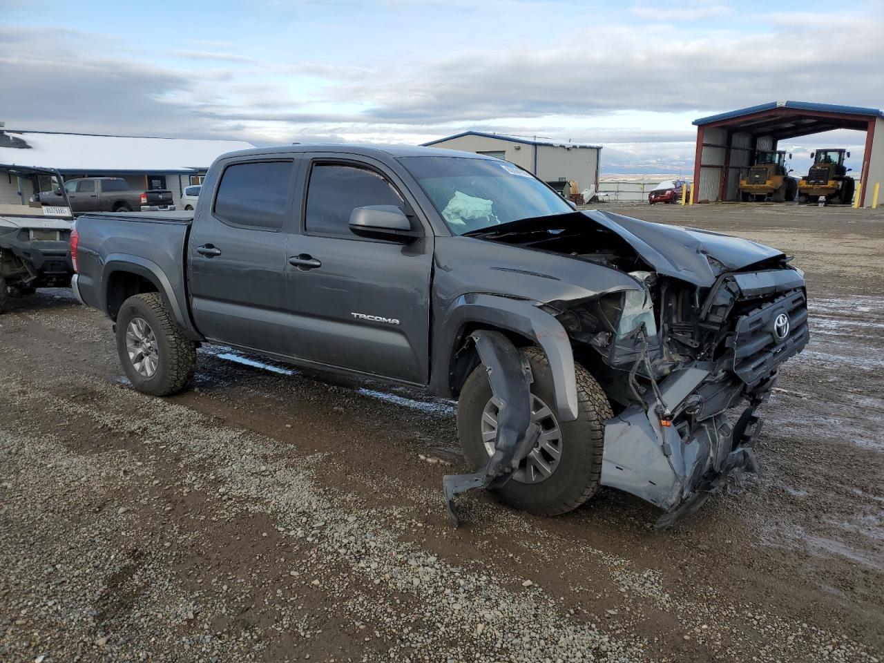 2017 Toyota Tacoma Double Cab - Фото 4