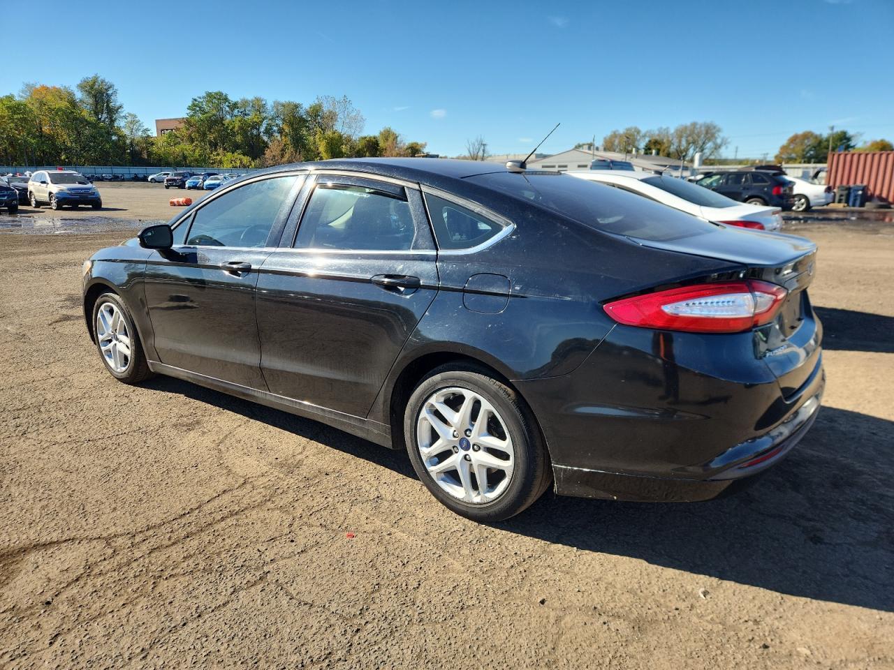 2016 Ford Fusion Se - Фото 2