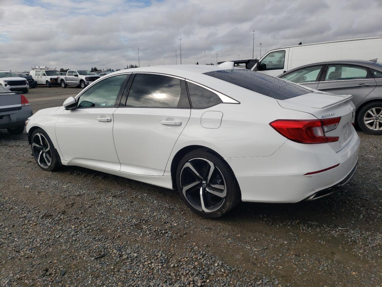 2020 Honda Accord Sport - Image 2