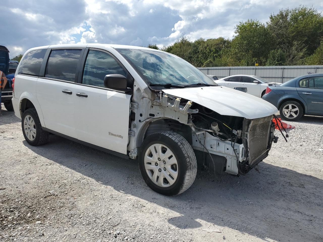2019 Dodge Grand Caravan Se - Image 4