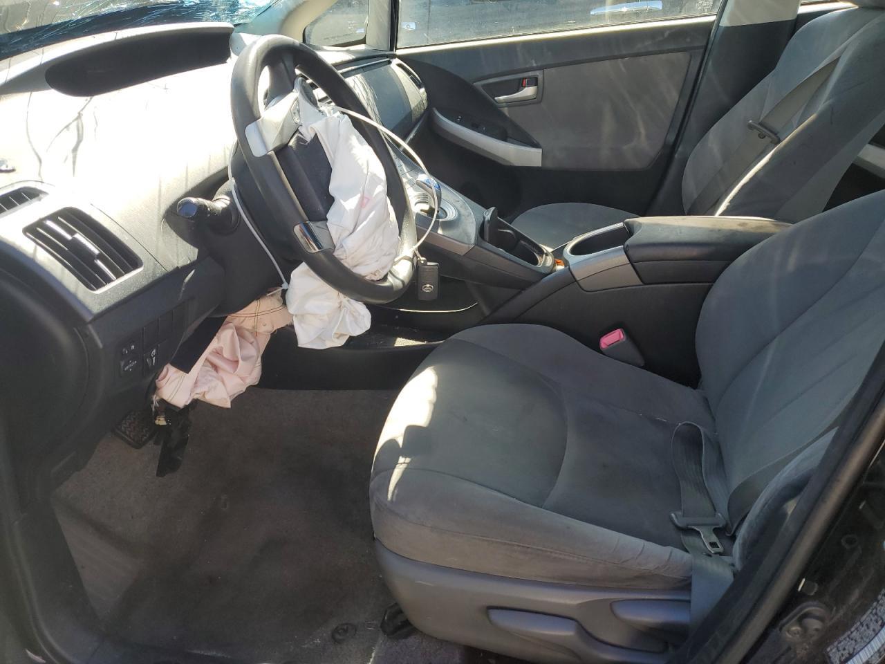 2012 Toyota Prius Three - Фото 7