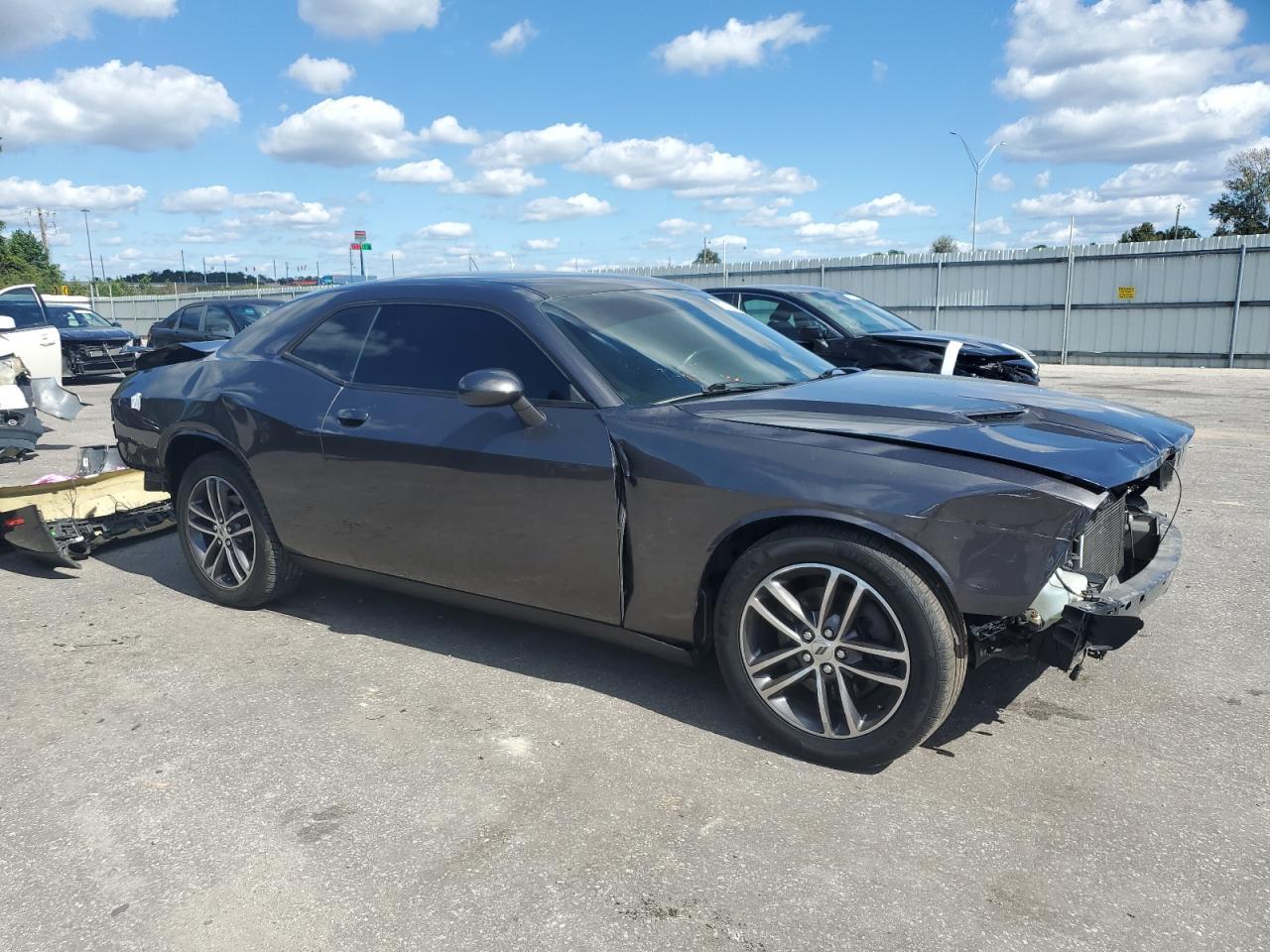 2019 Dodge Challenger Sxt - Фото 4