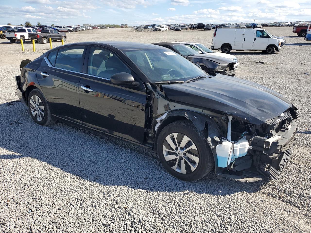 2024 Nissan Altima S - Фото 4