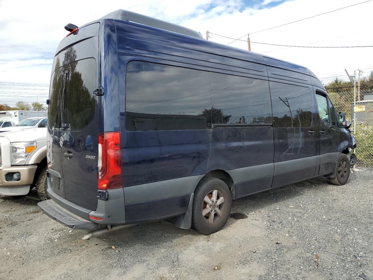 2024 Mercedes-Benz Sprinter 2500 - Image 3