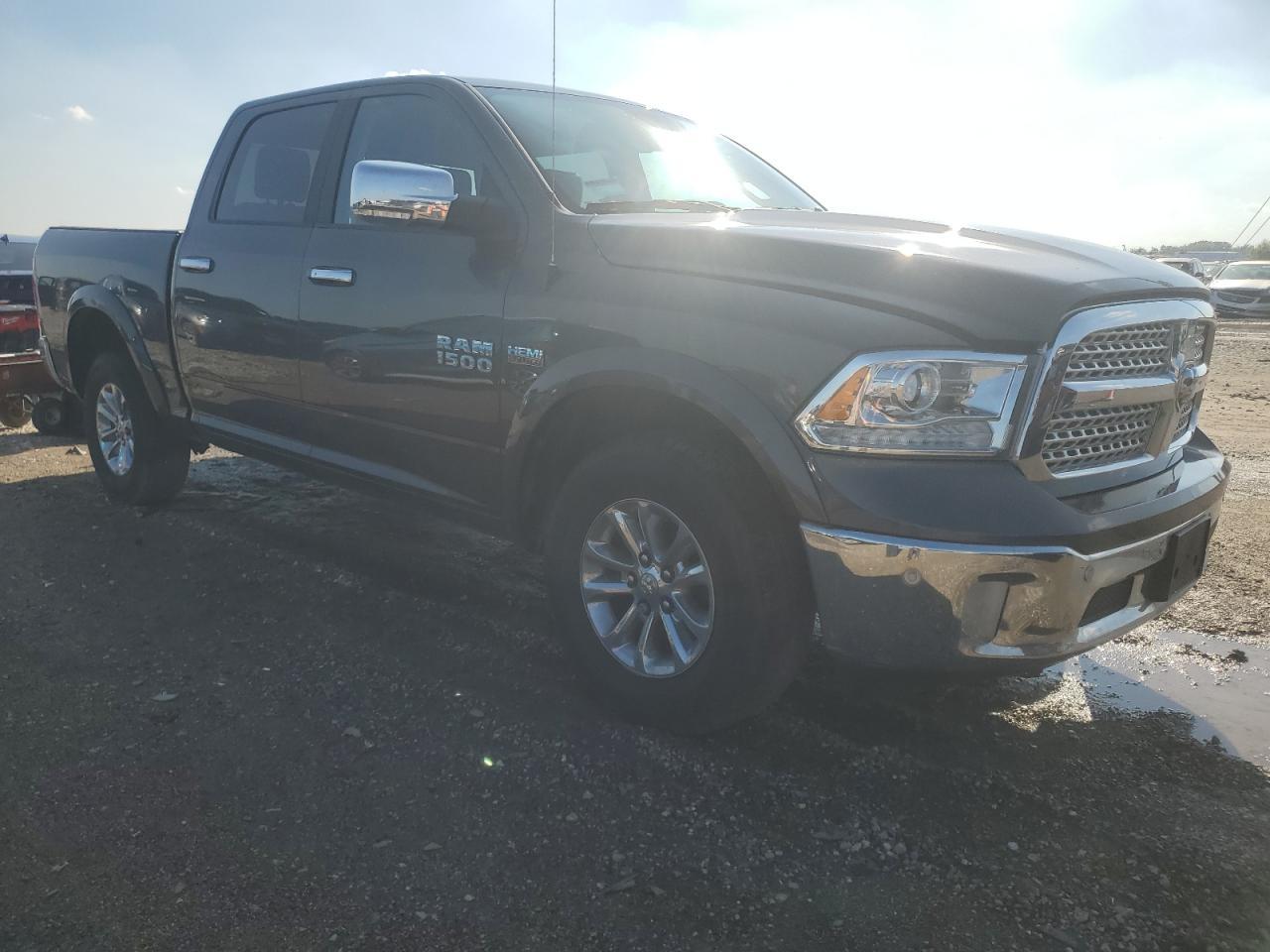2018 Ram 1500 Laramie - Фото 4