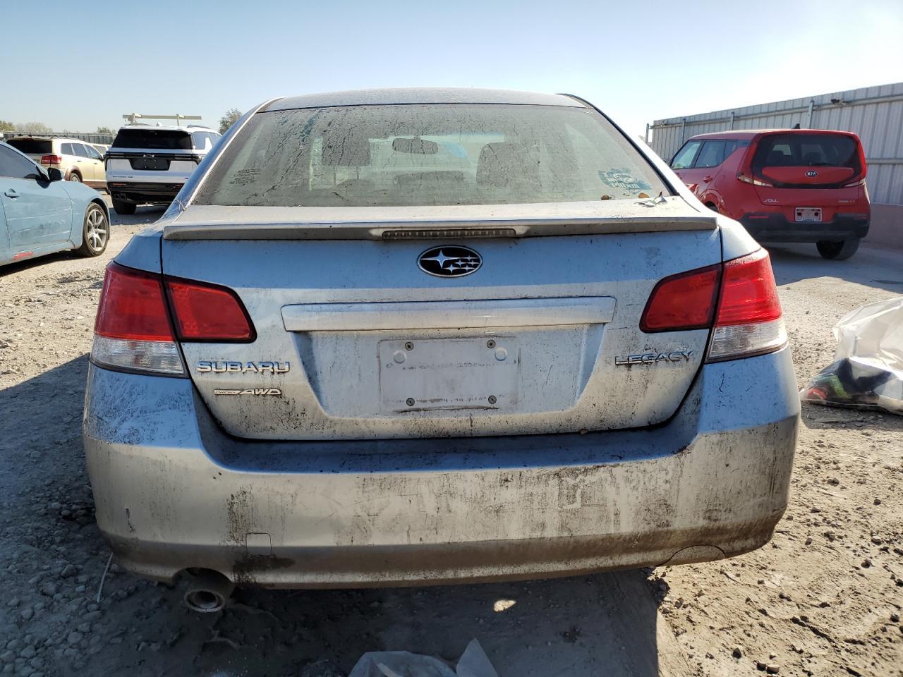 2013 Subaru Legacy 2.5I Premium - Фото 6