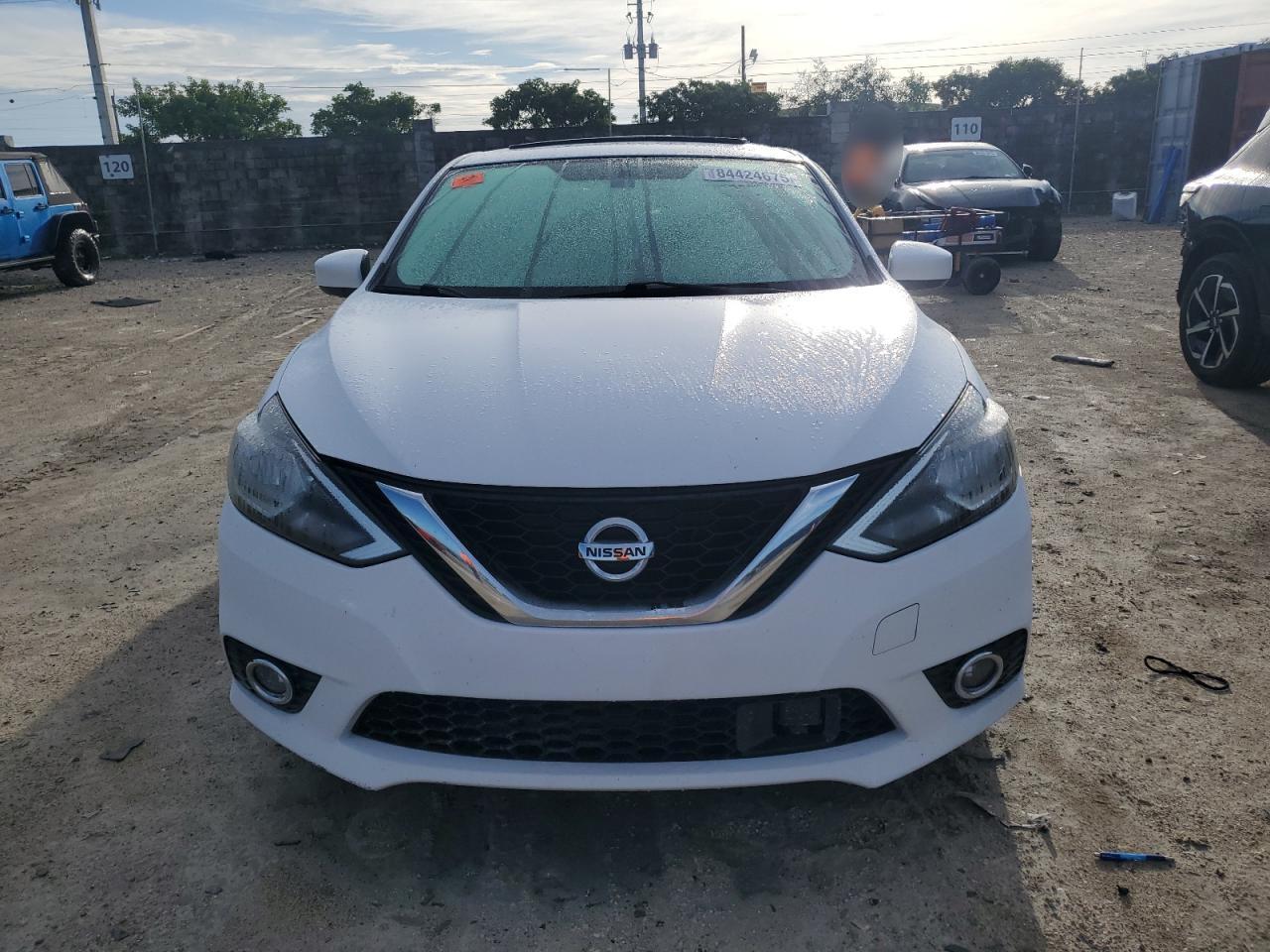 2019 Nissan Sentra S - Фото 5