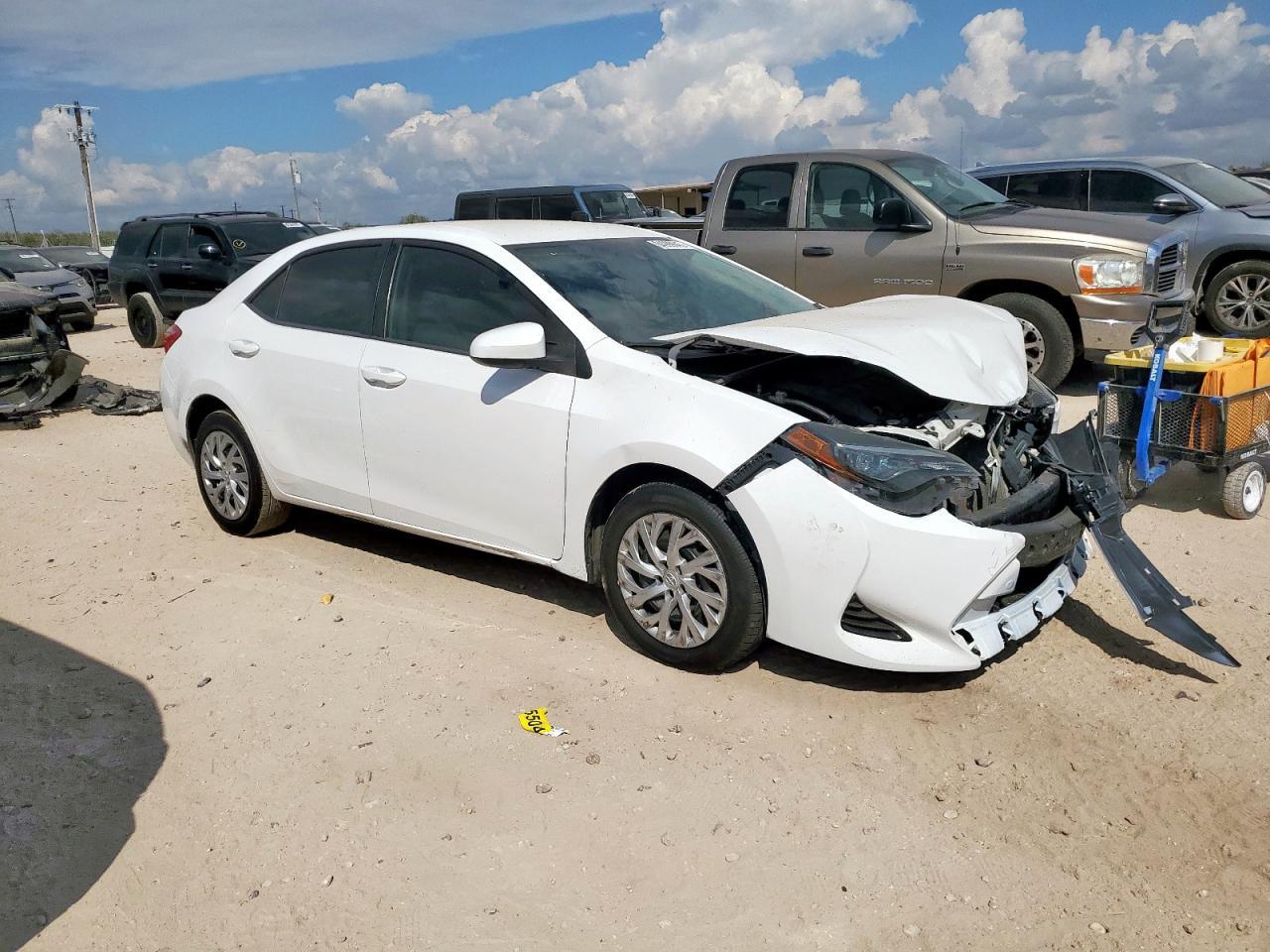 2018 Toyota Corolla Le - Image 4