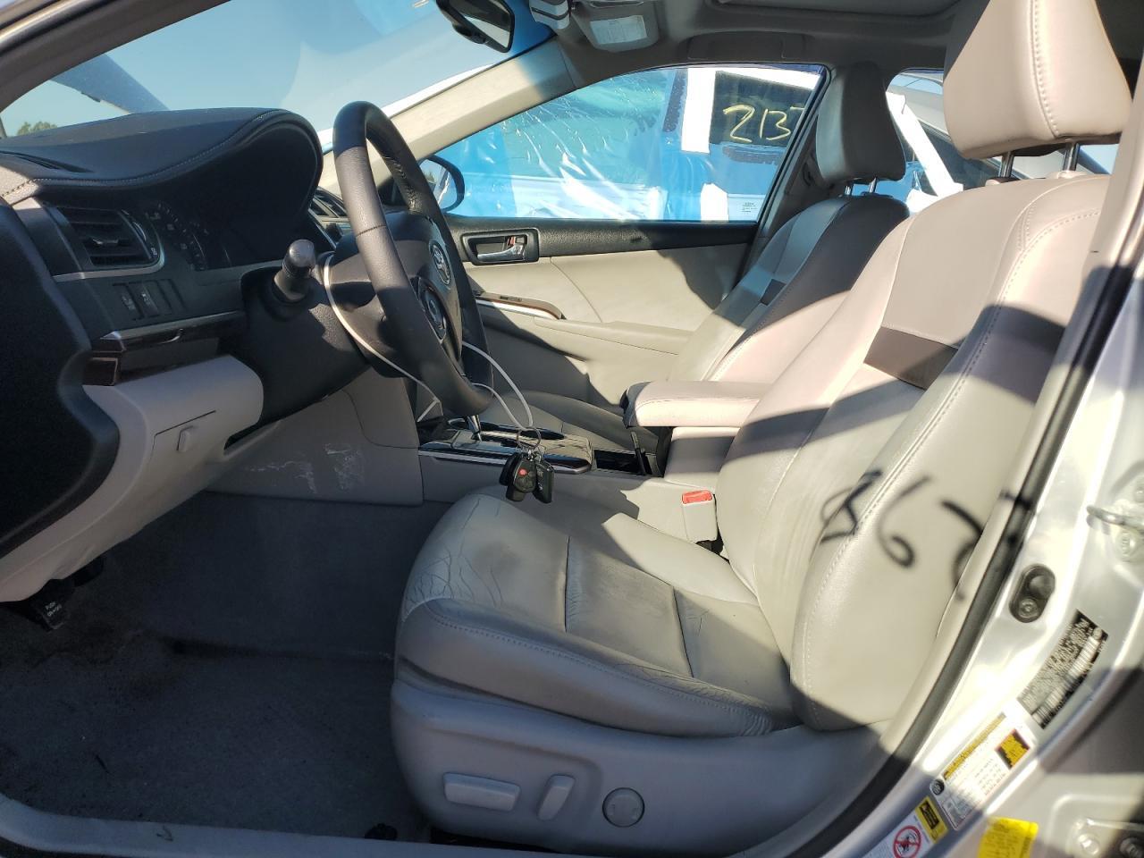 2012 Toyota Camry Xle V6 - Фото 7