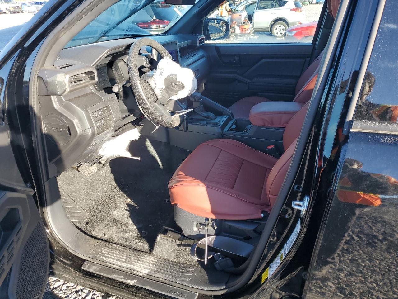 2024 Toyota Tacoma Double Cab - Image 7