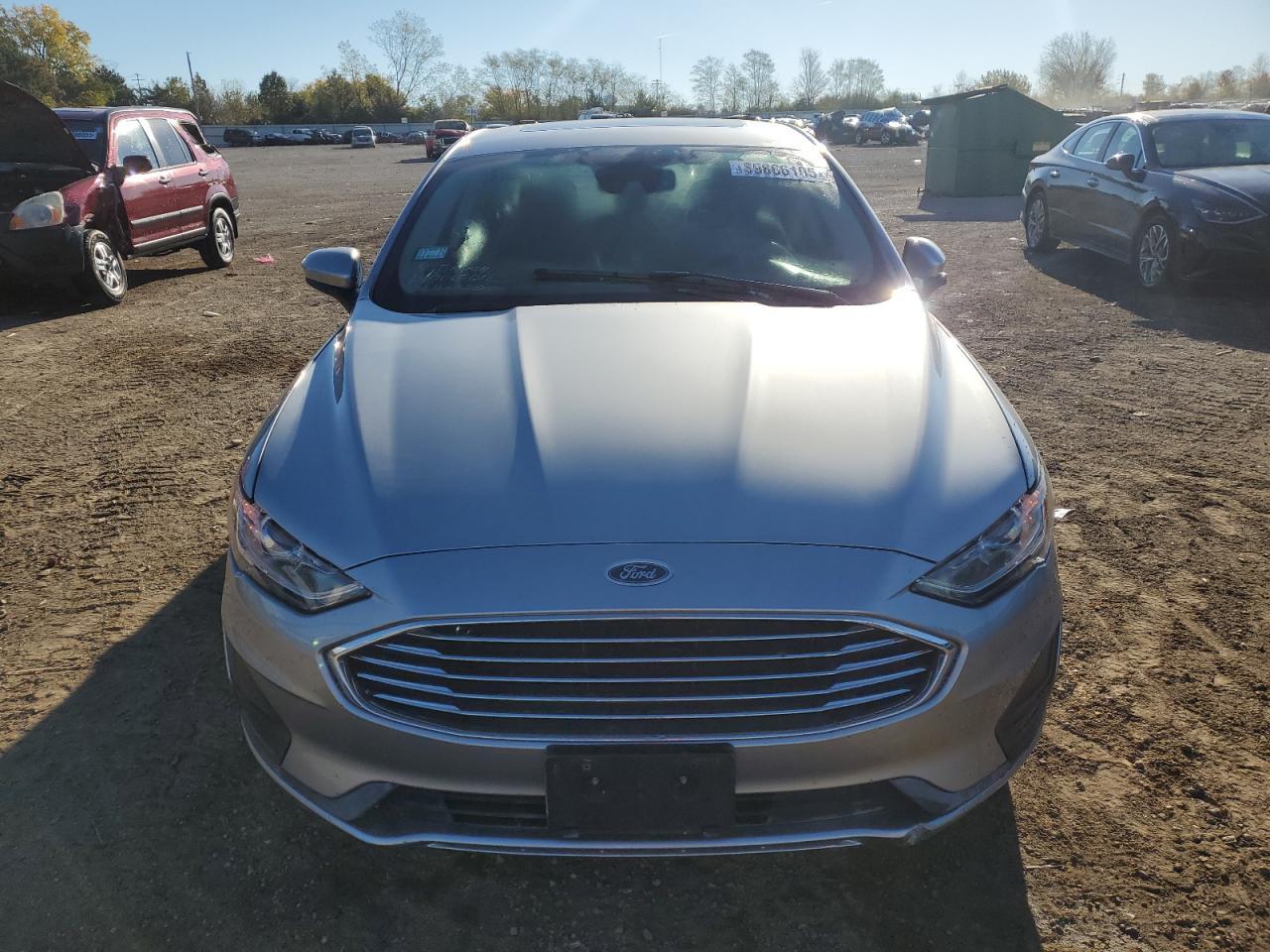 2020 Ford Fusion Se - Image 5