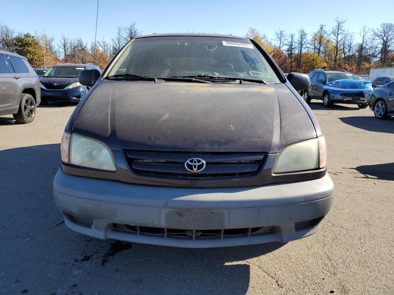 2003 Toyota Sienna Le - Image 5