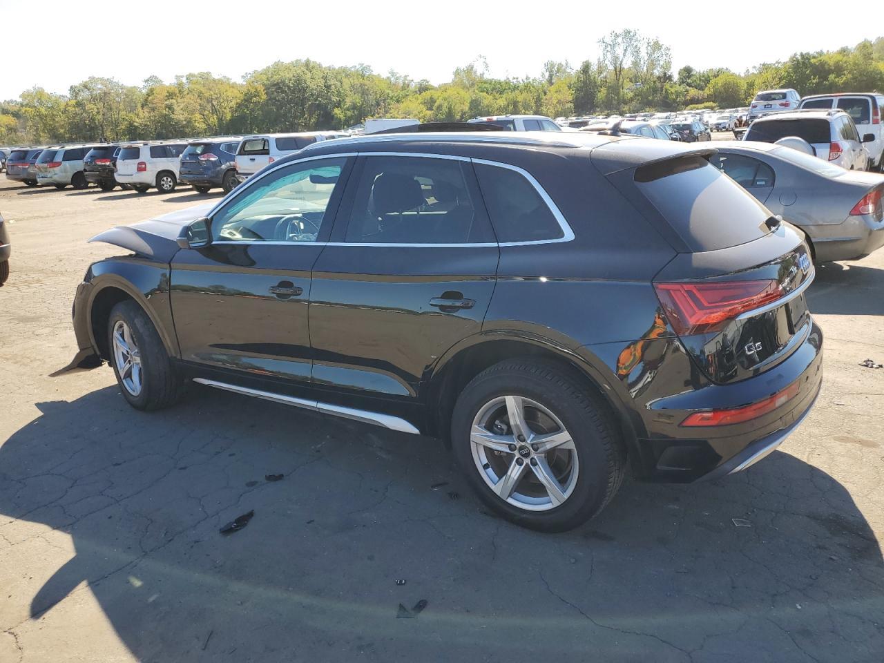 2021 Audi Q5 Premium - Фото 2