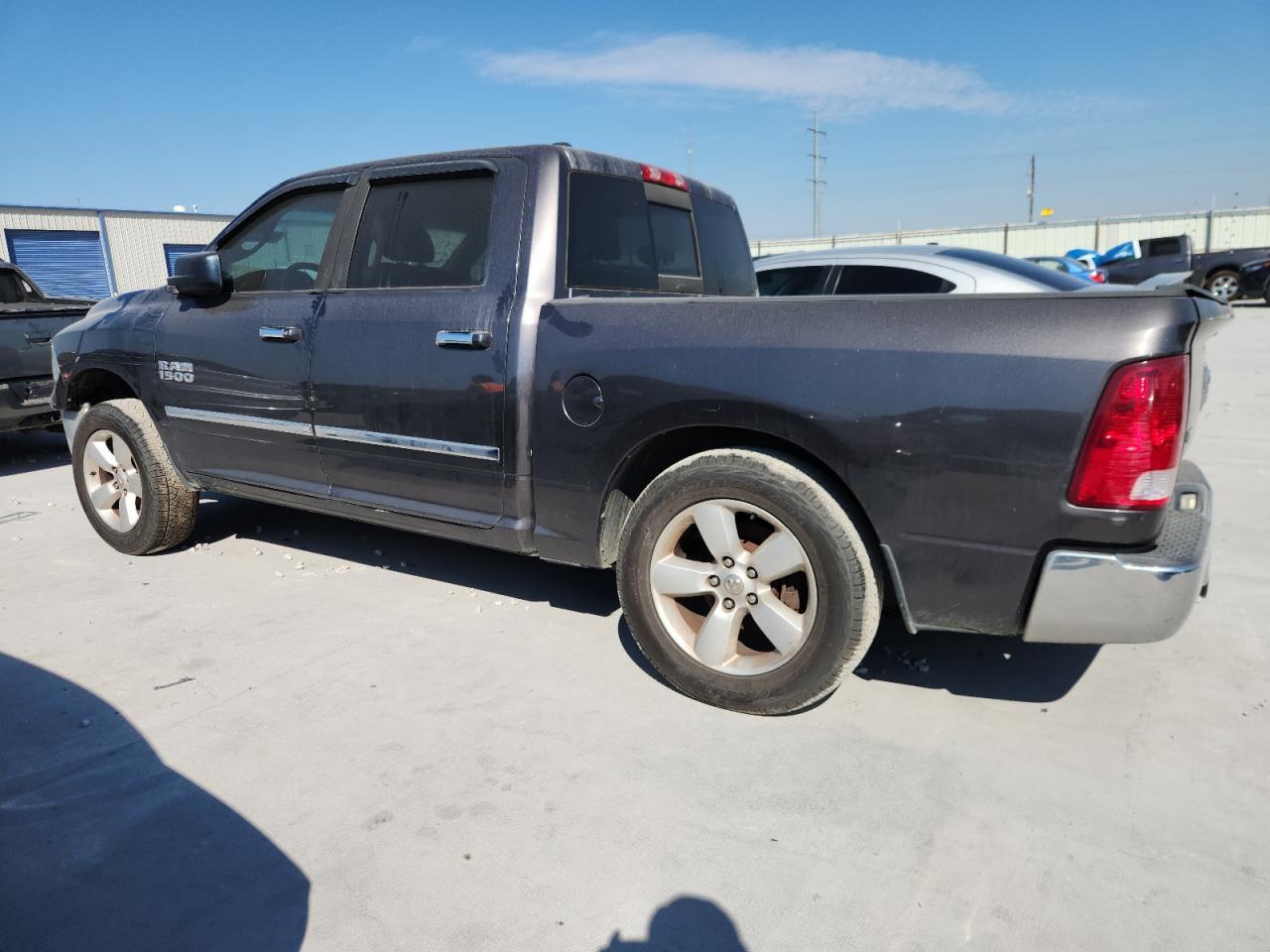 2016 Ram 1500 Slt - Image 2