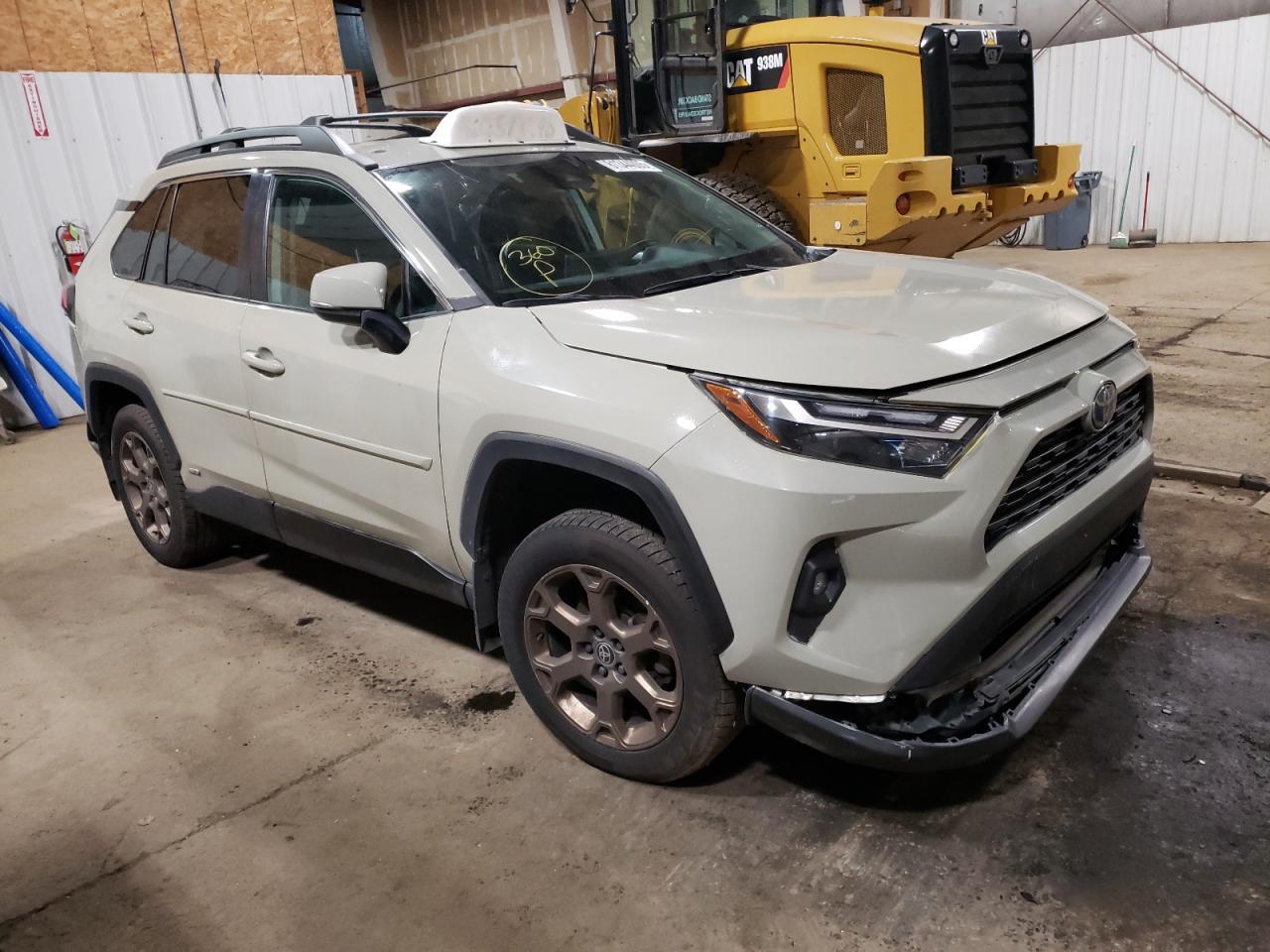 2023 Toyota Rav4 Woodland Edition - Фото 4