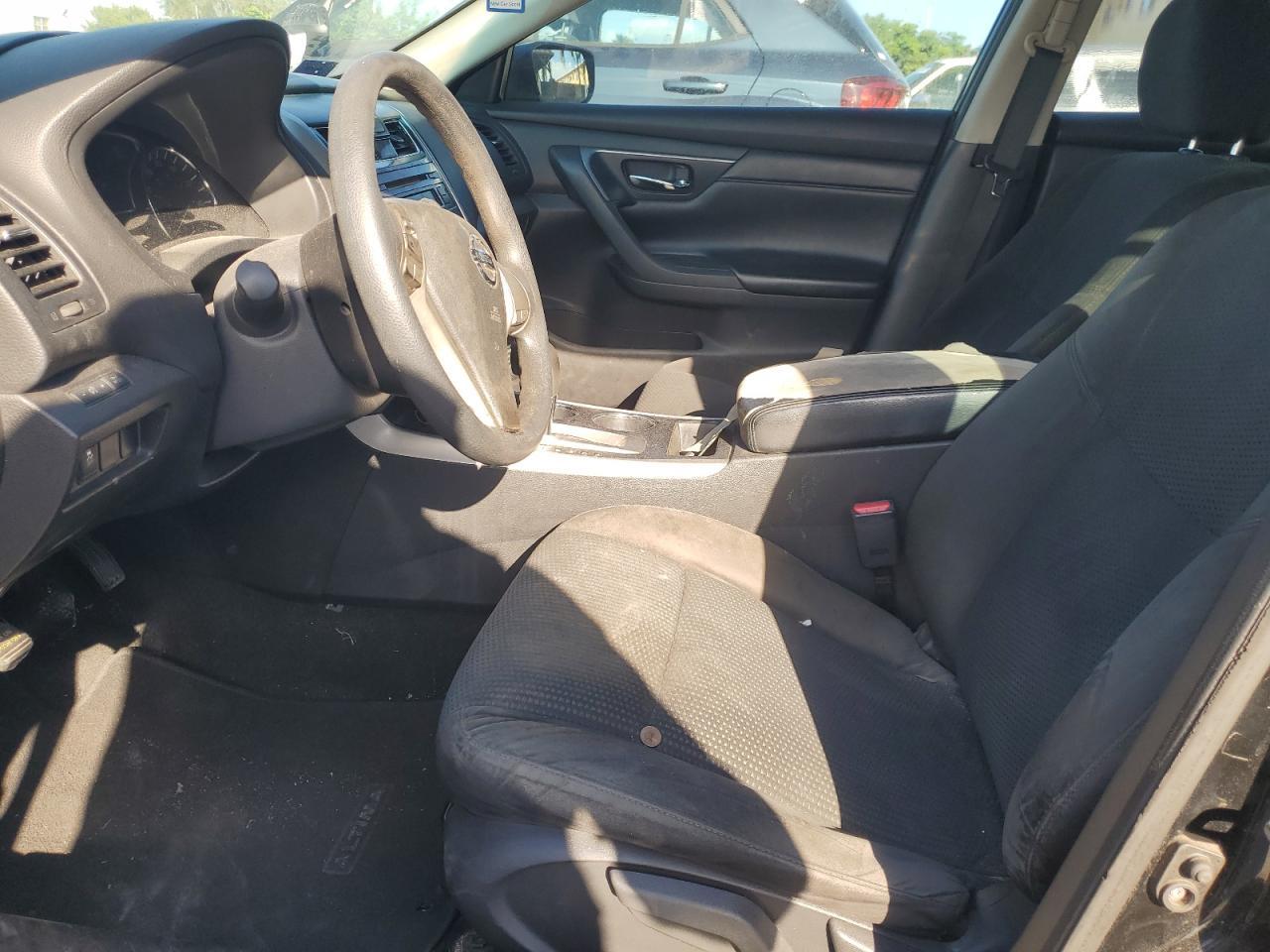 2015 Nissan Altima 2.5 - Image 7