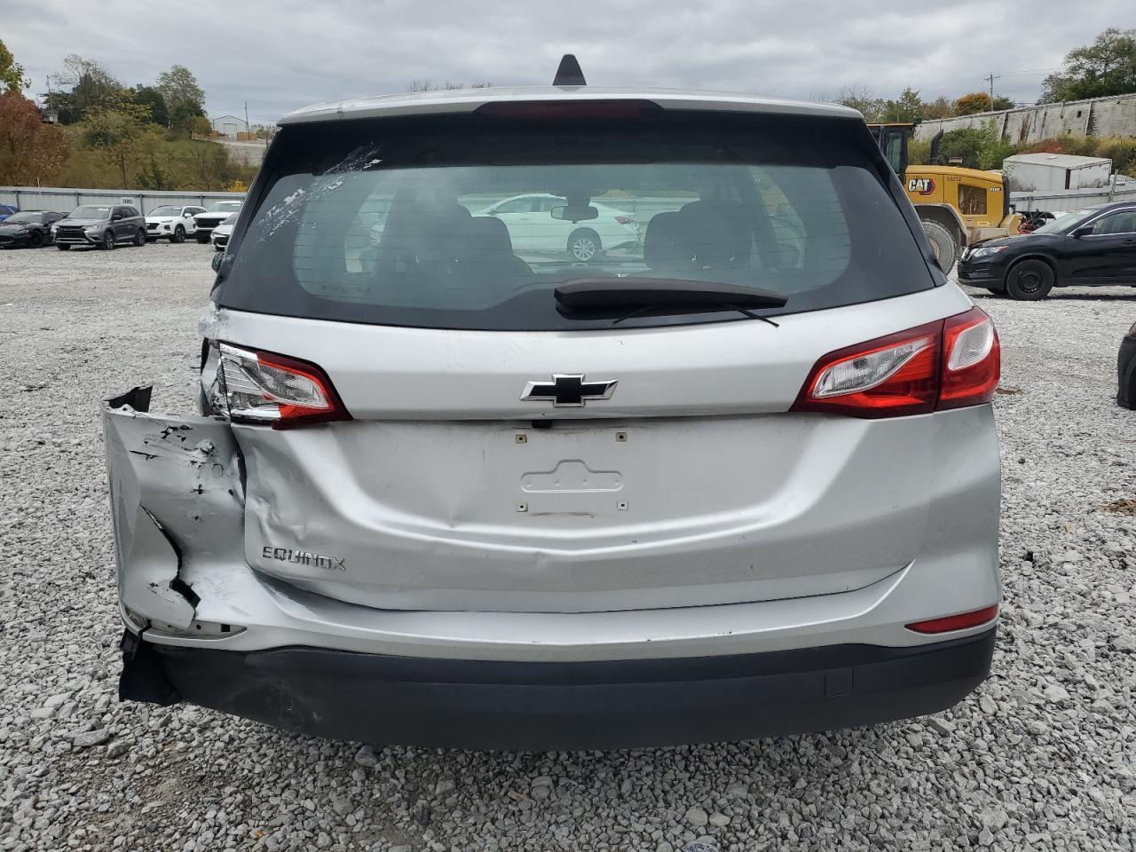 2020 Chevrolet Equinox Ls - Фото 6
