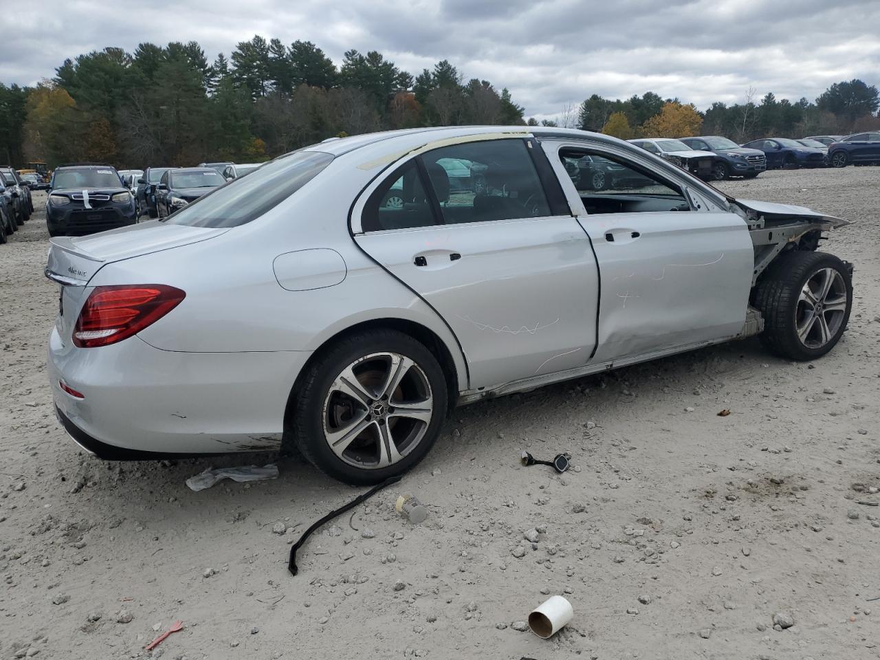 2019 Mercedes-Benz E 300 4Matic - Image 3
