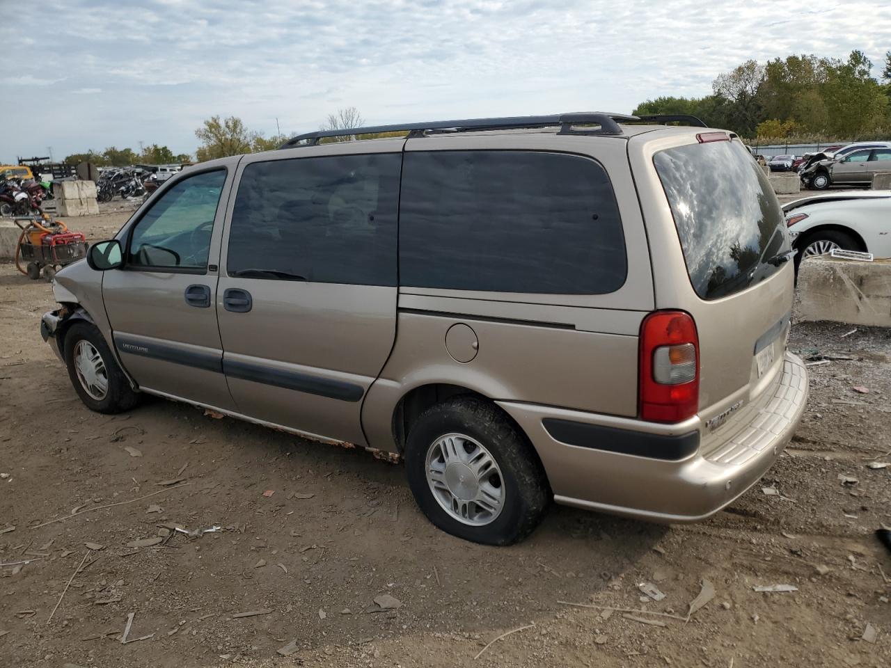 2003 Chev Venture - Image 2