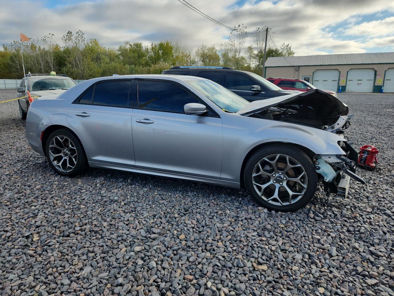 2017 Chrysler 300 S - Фото 4