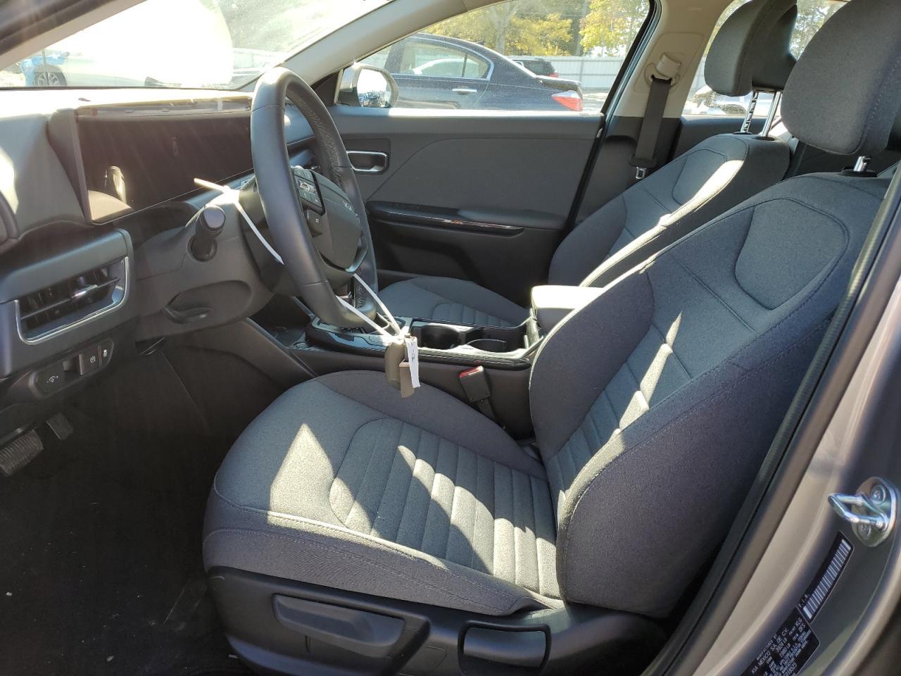 2025 Kia K4 Ex - Image 7