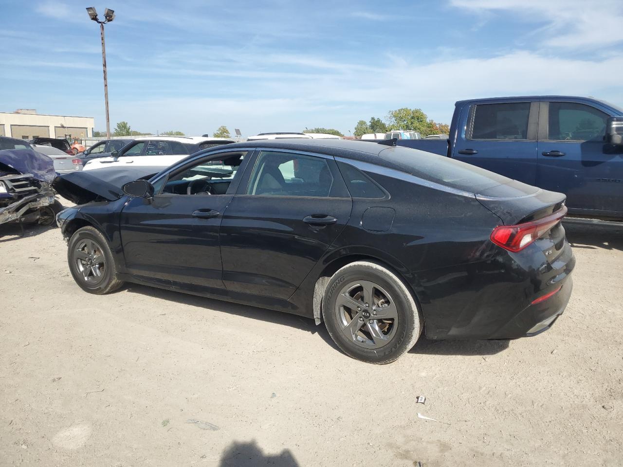 2021 Kia K5 Lxs - Фото 2