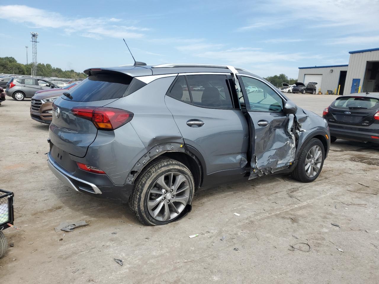 2022 Buick Encore Gx Essence - Image 3
