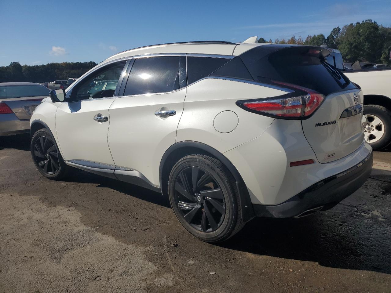 2018 Nissan Murano S - Image 2