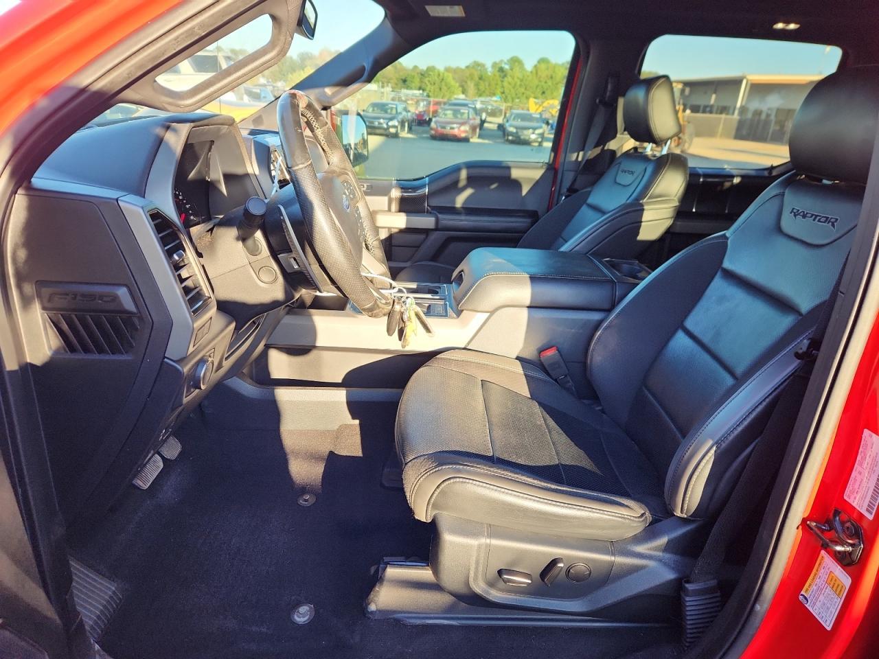 2020 Ford F150 Raptor - Фото 7