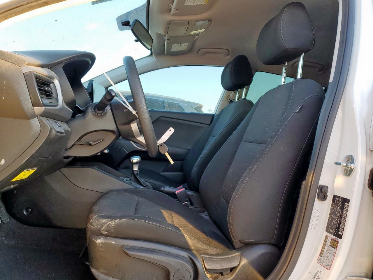 2023 Kia Rio Lx - Image 7