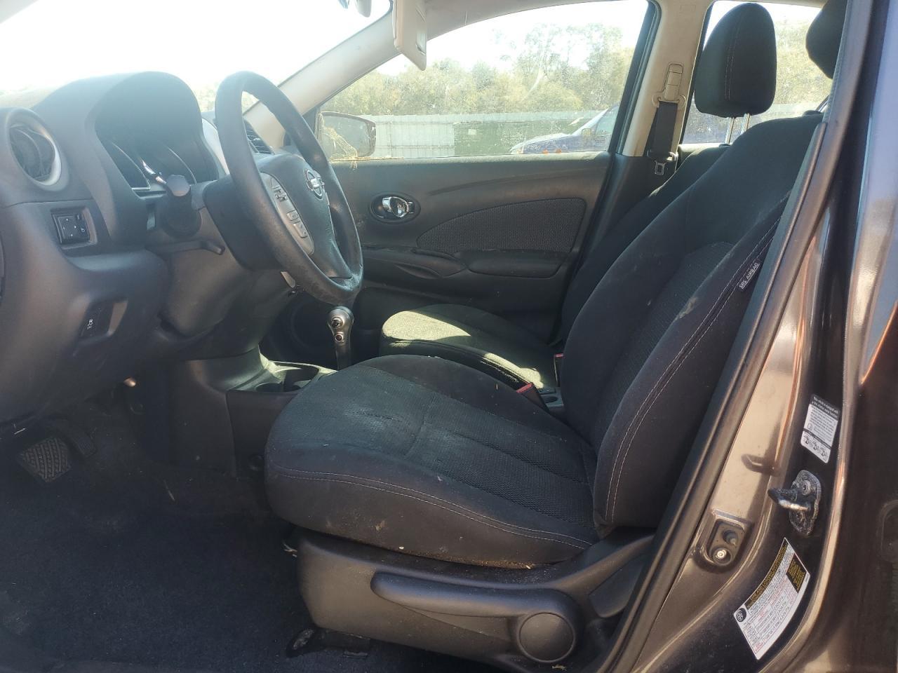 2015 Nissan Versa S - Image 7