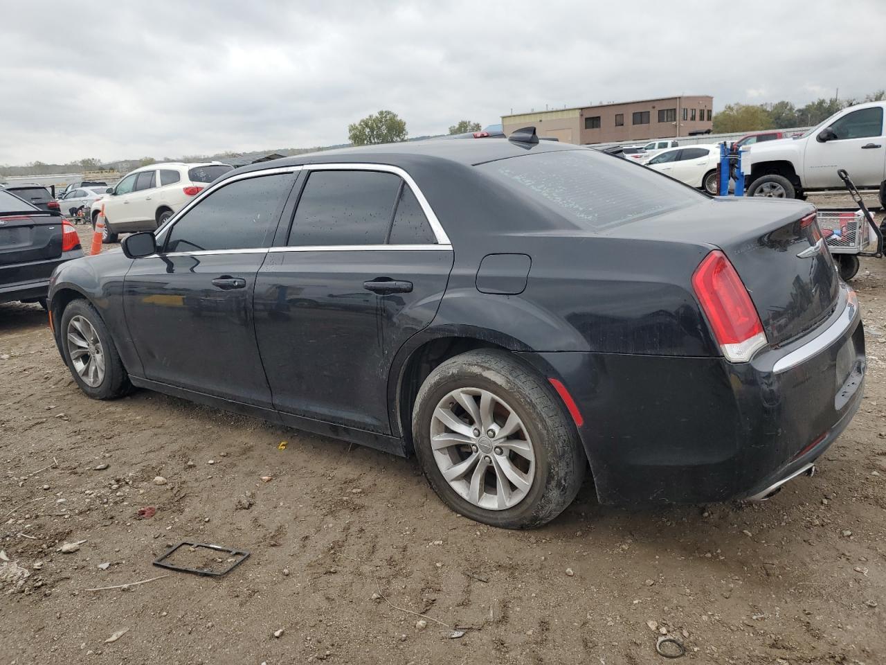 2015 Chrysler 300 Limited - Image 2