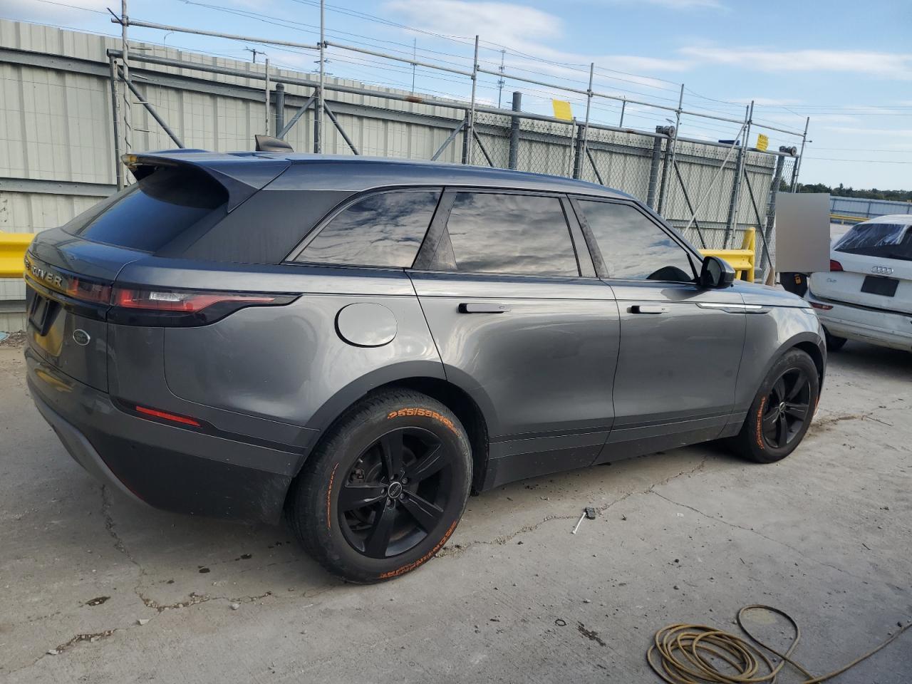 2018 Land Rover Range Rover Velar S - Image 3