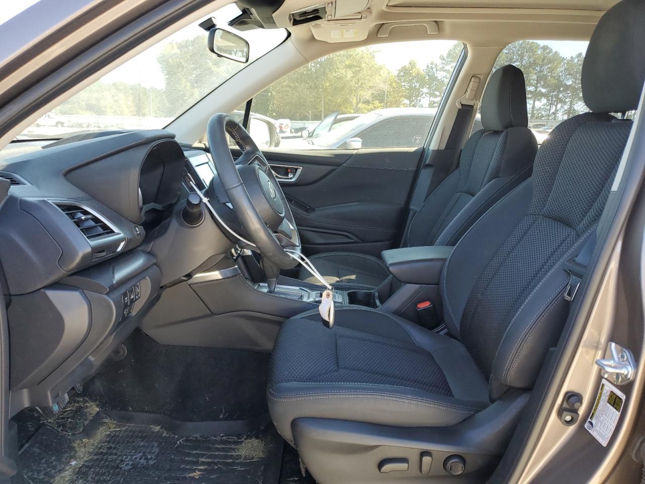 2024 Subaru Forester Premium - Image 7